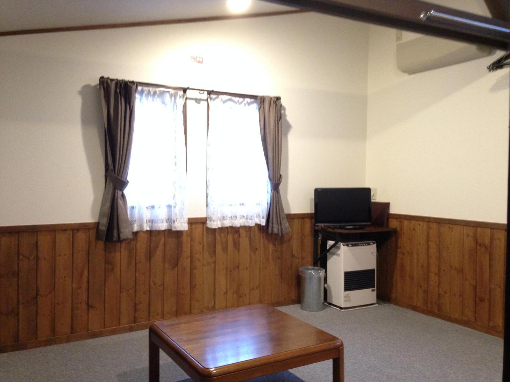 Hotel Community House Tyrolien Hakuba Habitación foto